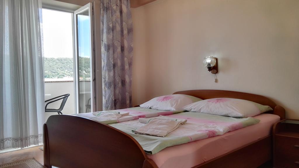 Ljubica Apartments And Rooms Супетарська Драґа Екстер'єр фото
